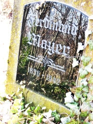 Das Grab Ferdinand Mayers auf dem jüdischen Friedhof Oberdorf (Aufnahme 2012).